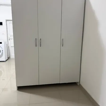 Apartment White Sarande